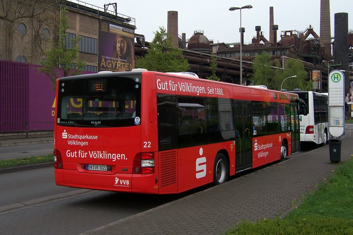 Wagen 22 der Völklinger Verkehrsbetriebe ein MAN LC 323 mit EZ 2013 am 17.04.2015.