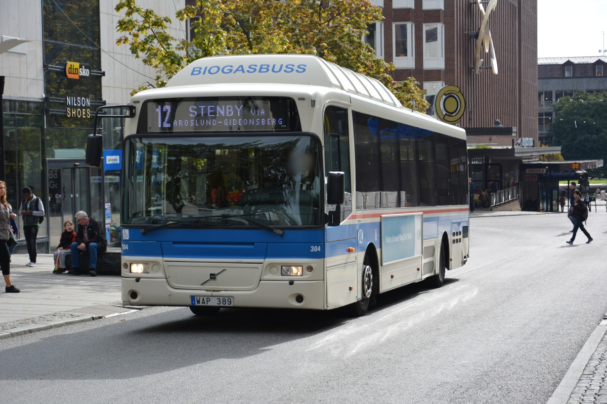 WAP 389 (Volvo 8500 CNG) in der Innenstadt von Västerås. Aufgenommen am 17.09.2014.
