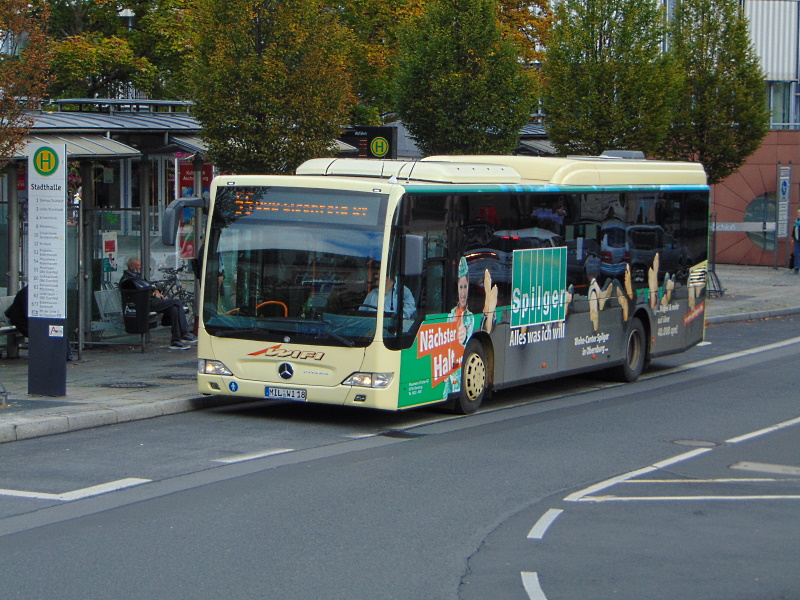 WIFI-Bustouristik (Wiessmann & Fischer KG) / MIL-WI 18 / Aschaffenburg, Luitpoldstr. (Hst Stadthalle) / Mercedes-Benz O 530 LE / Aufnahemdatum: 07.10.2020 / Werbung: Spilger