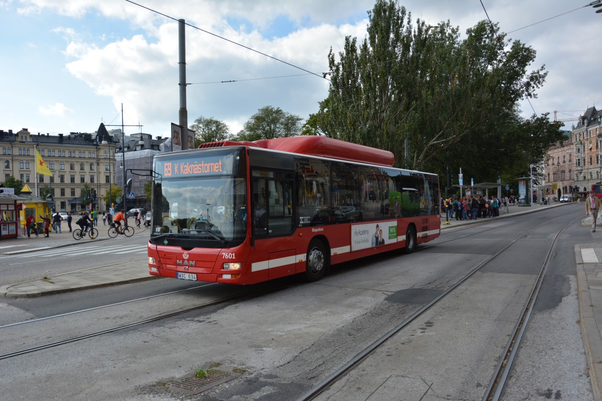 WXC 634 (MAN Lion's City) fährt am 16.09.2014 auf der Linie 69. Aufgenommen Strandvägen Stockholm.
