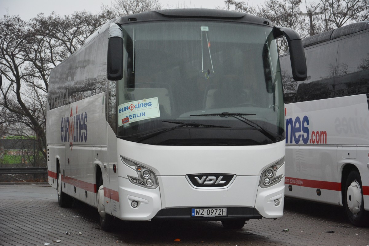 WZ 0972H (VDL Futura) steht am 31.12.2014 auf dem Rastplatz an der A 115.
