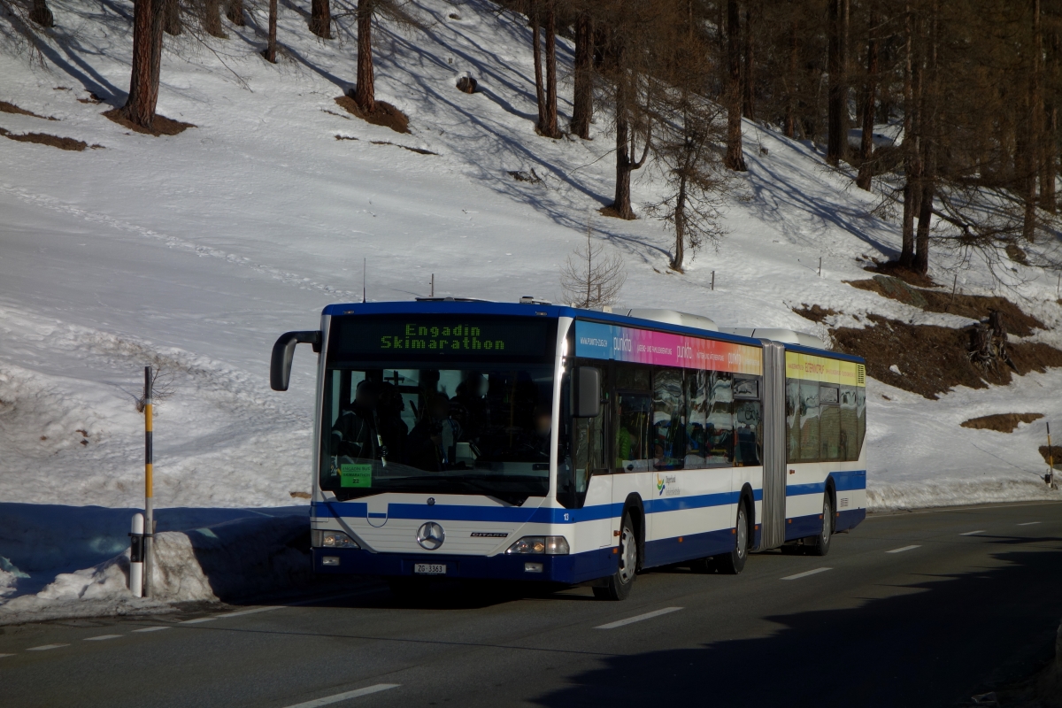 ZVB Zug, Mercedes-Benz Citaro G (Nr. 13/ZG 3363, 2005) am 8. März 2015 in Plaun da Lej - Bus-bild.de