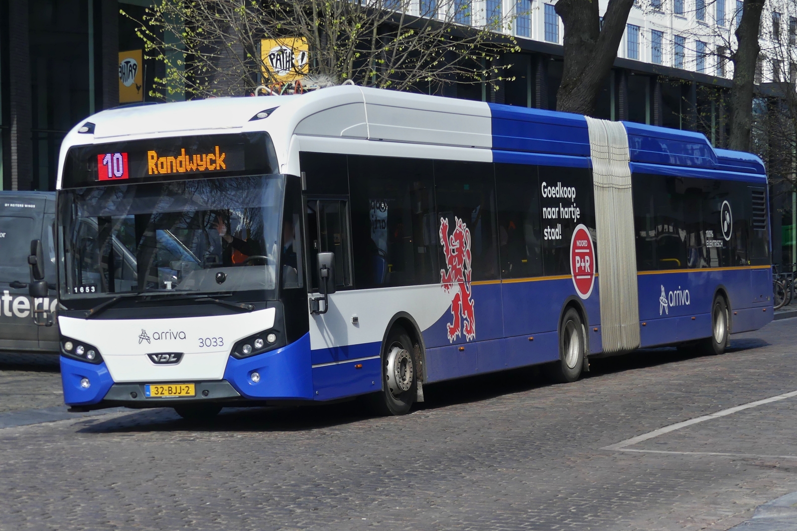 32-BJJ-2, VDL Citea e, von Arriva, unterwegs in Maastricht. 03.2026