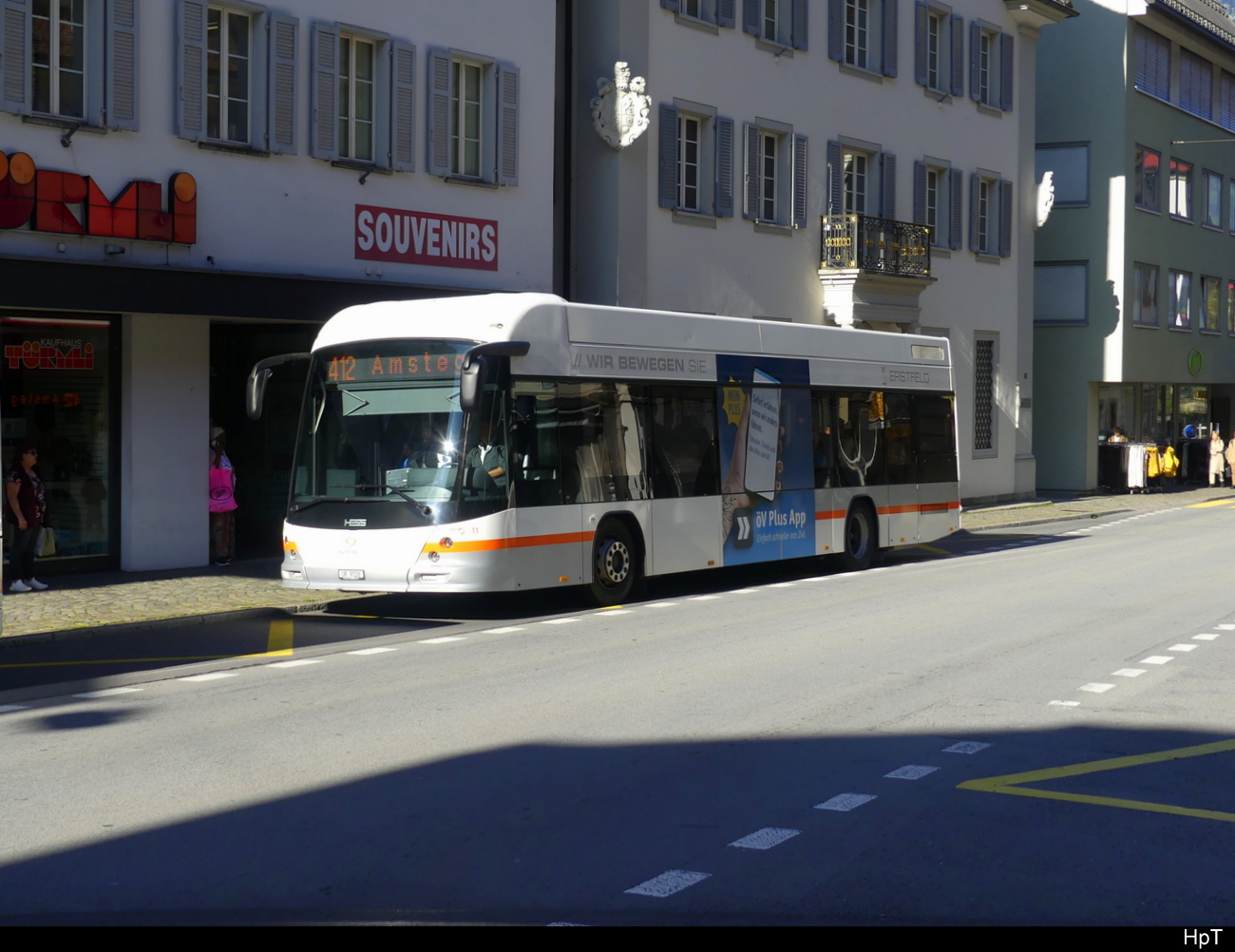 Auto AG Uri - Hess Nr.11  UR 9128 unterwegs in Altdorf am 25.09.2023