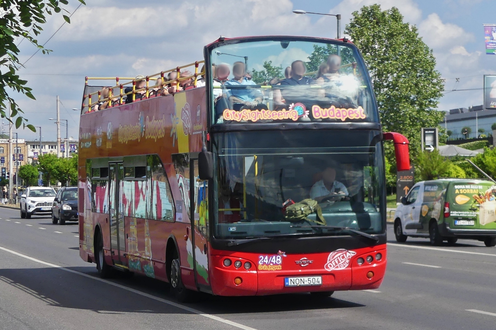 Ayats City Sight Seeingbus, unterwegs in Budapest. 08.05.2026