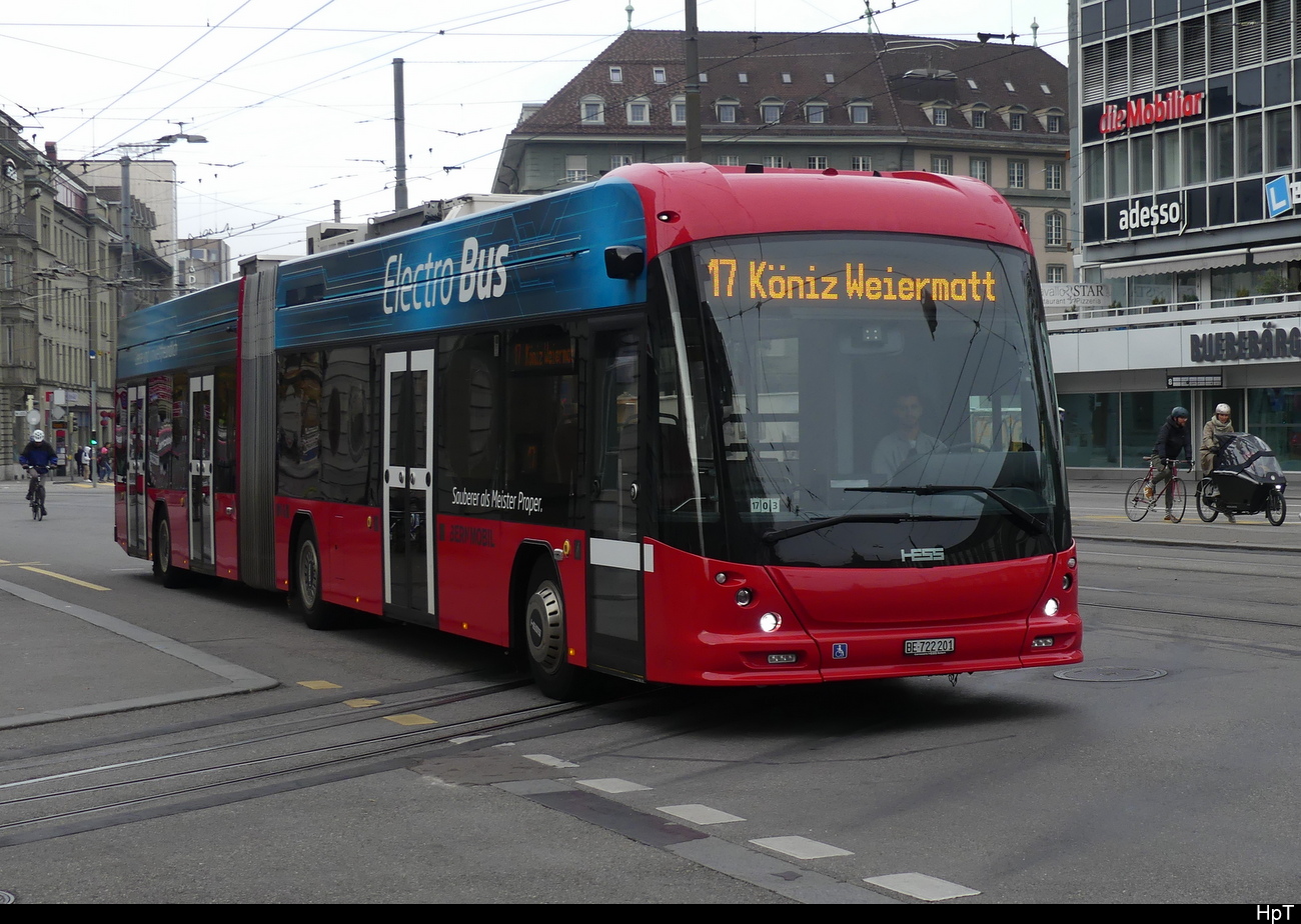 Bern Mobil - Hess E-Bus Nr.201  BE  722201 unterwegs in der Stadt Bern am 06.11.2022