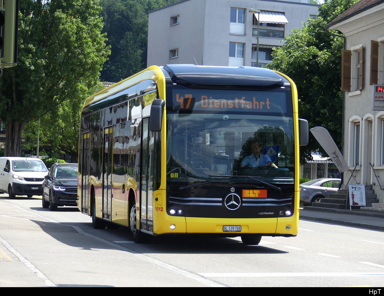 BLT - Mercedes E Citaro Nr.1012 unterwegs in Bottmigen am 10.06.2023