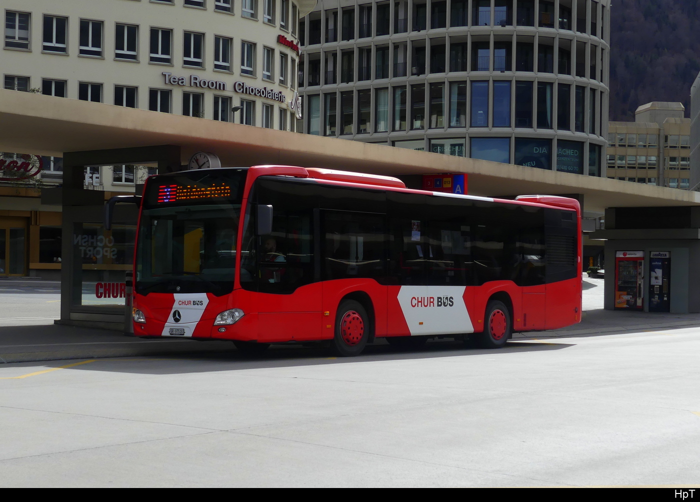 Chur Bus - Mercedes Citaro  GR 97518 vor dem Bahnhof in Chur am 29.03.2024