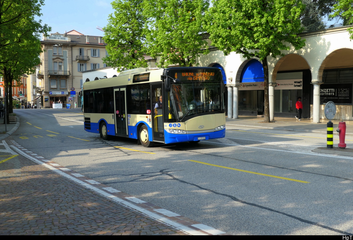 FART - Solaris Urbino Nr.83  TI 339183 unterwegs auf der Linie 4 in Locarno am 18.04.2026