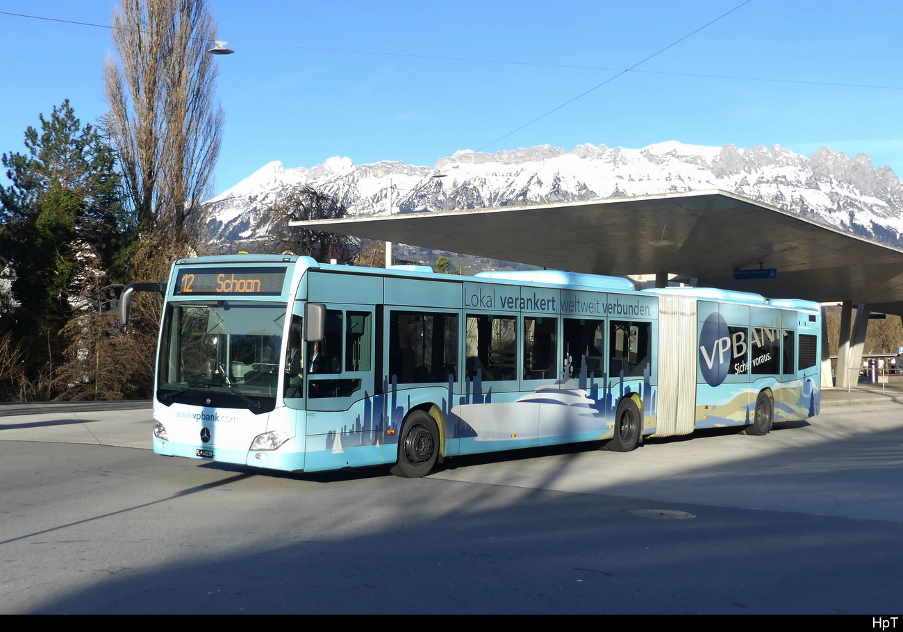 LieMobil - Mercedes Citaro  FL 40239 unterwegs auf der Linie 12 in Buchs/SG am 27.12.2023