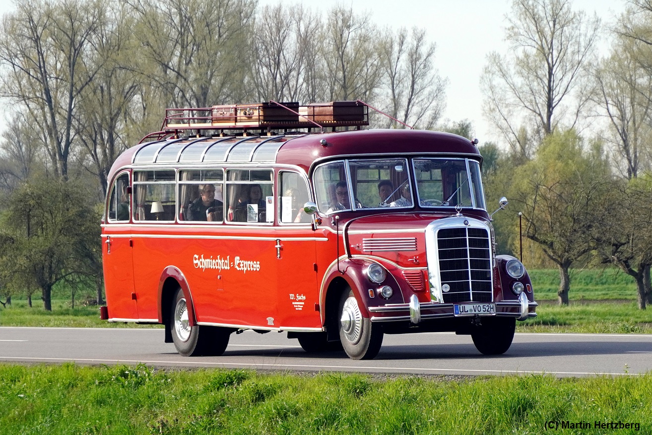 Mercedes O 3500 mit Voll-Aufbau Bj. 1952  Schmiechtal Fuchs , 6. Europatreffen historischer Omnibusse in Sinsheim/Speyer April 2023