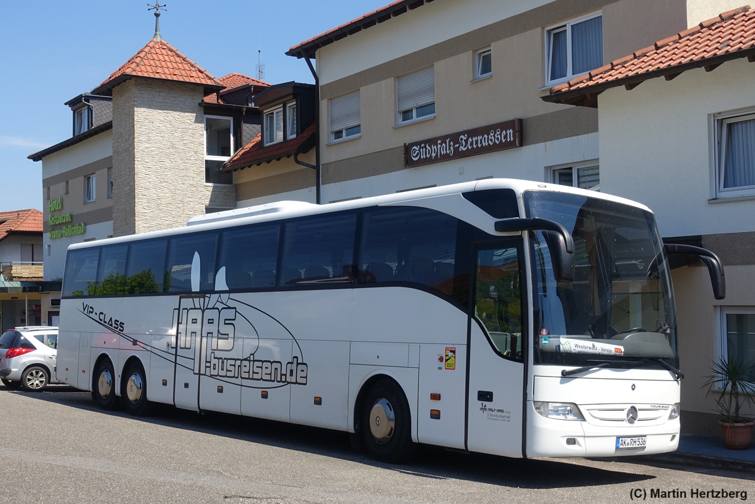 Mercedes Tourismo L  Haas , Gleiszellen Mai 2024 