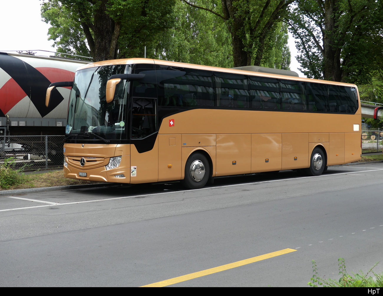 Mercedes Tourismo in der Stadt Luzern am 16.07.2023