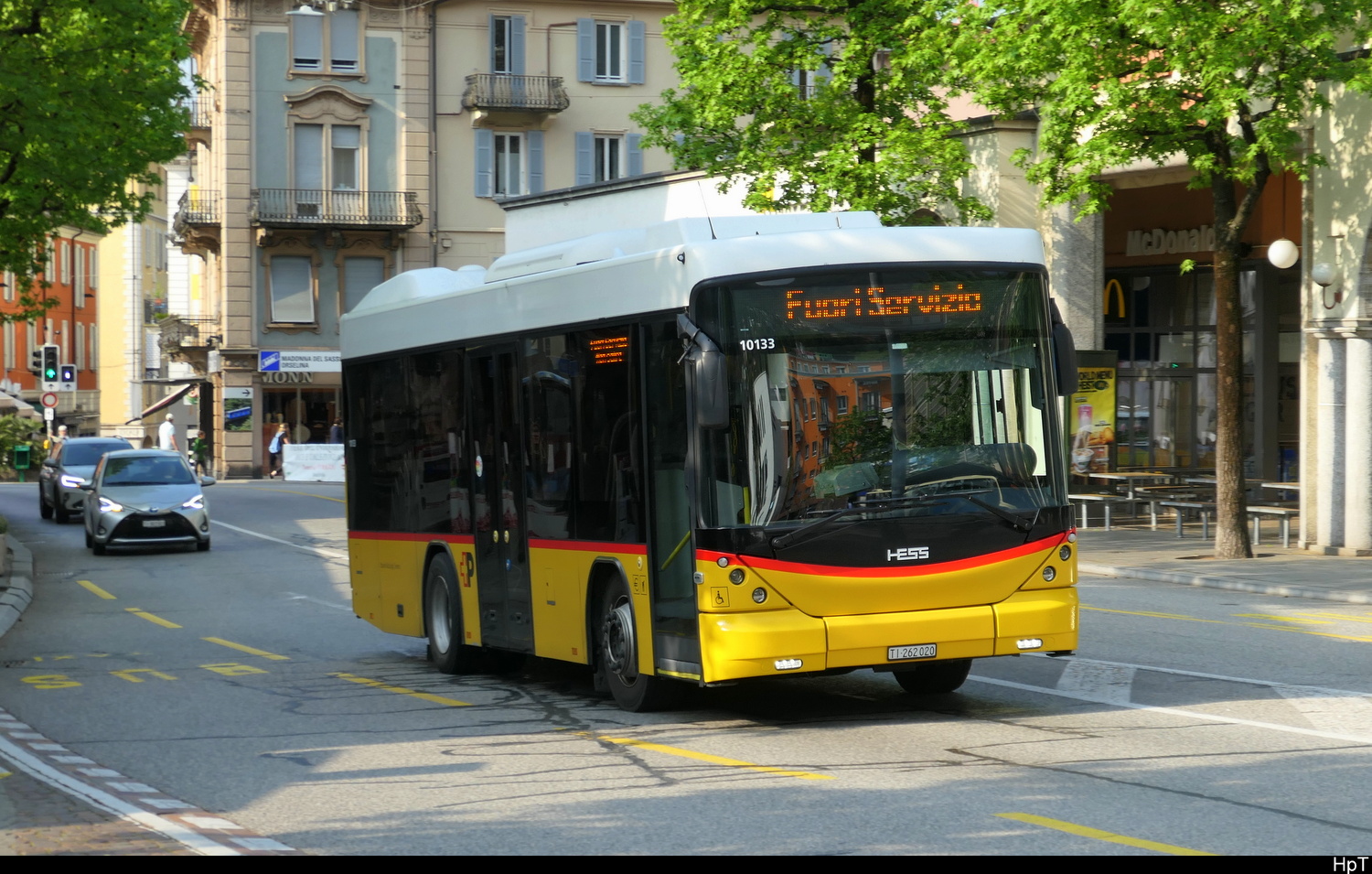 Postauto - Hess Bus TI 262020 unterwegs in Locarno am 18.04.2026