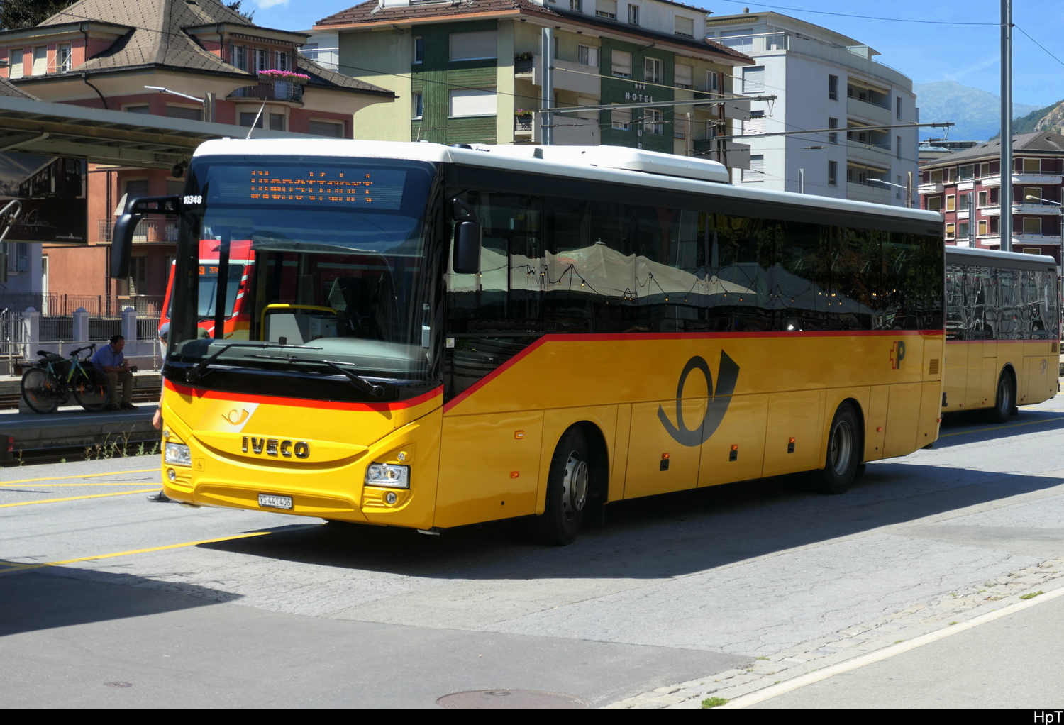 Postauto - Iveco Crossway  VS 441406 in Brig am 12.07.2026