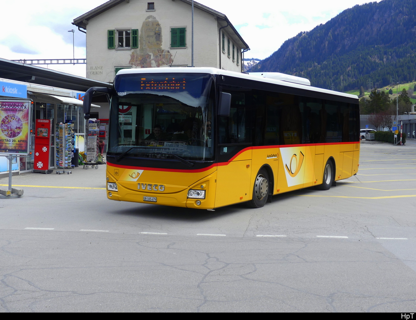 Postauto - Iveco Irisbus Crossway  GR  105479 beim Bhf. Ilanz am 29.03.2024