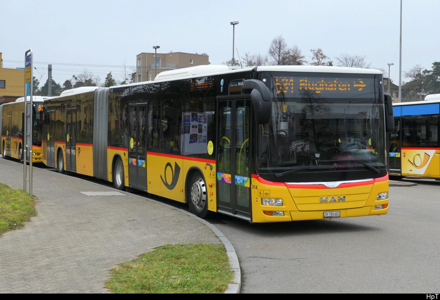 Postauto - MAN Lion`s City ZH 780683 unterwegs in Bülach am 13.12.2025