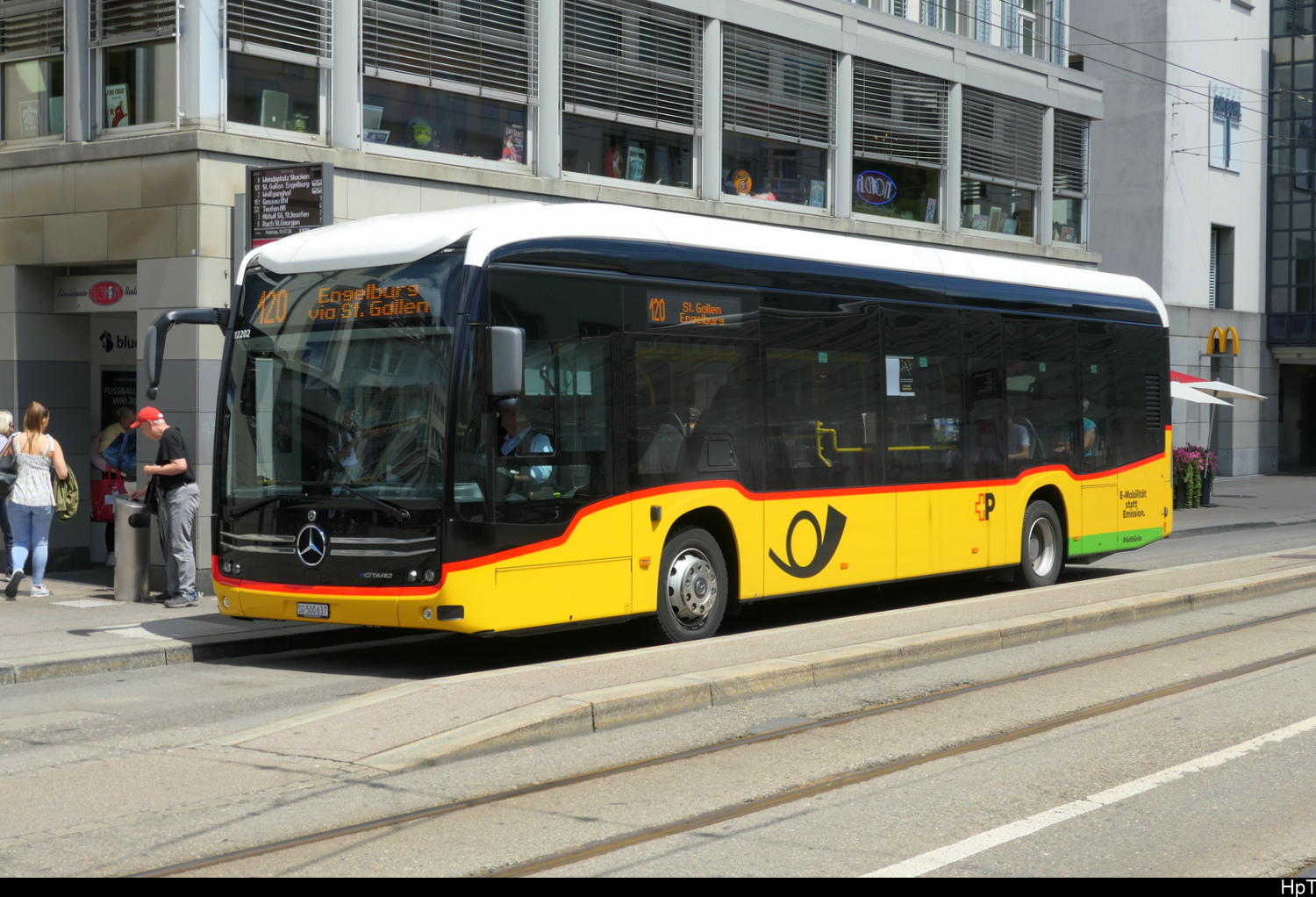 Postauto - Mercedes e Citaro  SG 500637 unterwegs in St. Gallen am 03.07.2026