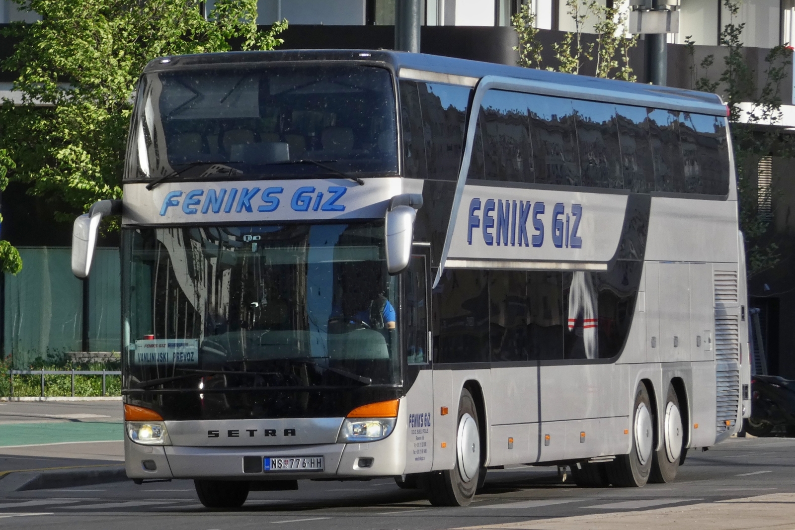 Setra S 415DT, aufgenommen in Wien. 03.05.2026