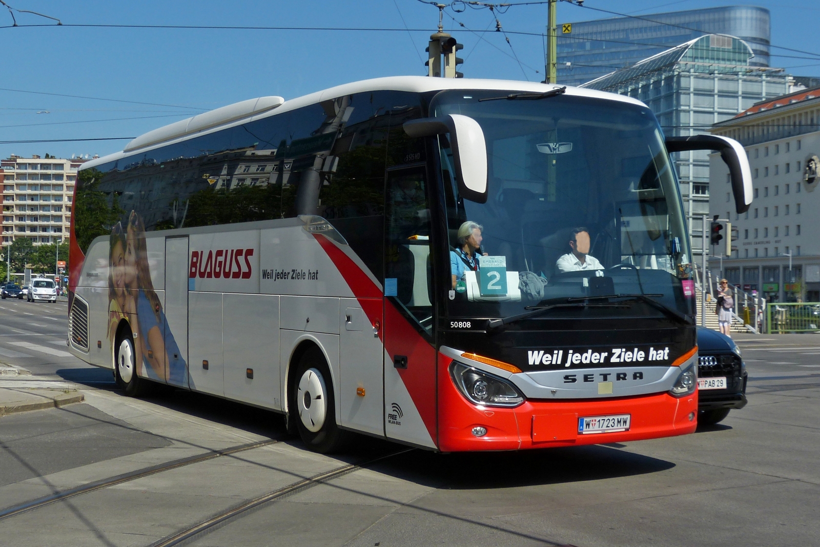 RIETZE 77919 - Setra S 515 HD Zwölfer Reisen Melk (AT) - 1:87. EUR 29