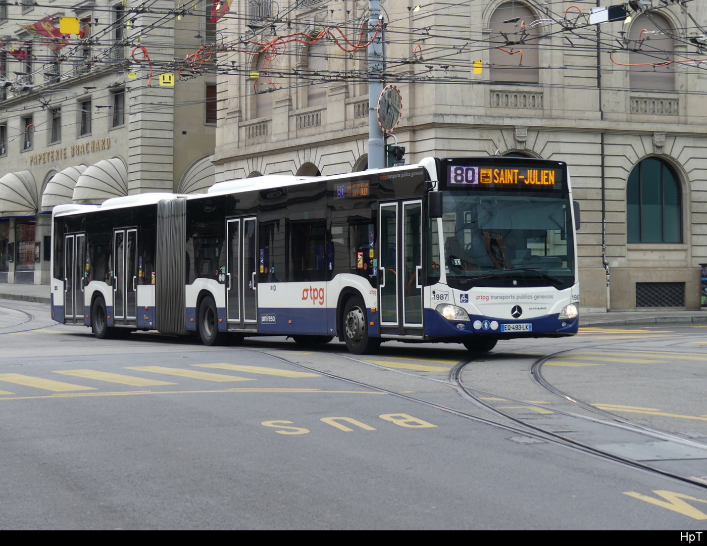 tpg - Mercedes Citaro Nr.1987  Eq-493-LK unterwegs auf der Linie 80 in der Stadt Genf am 24.03.2024