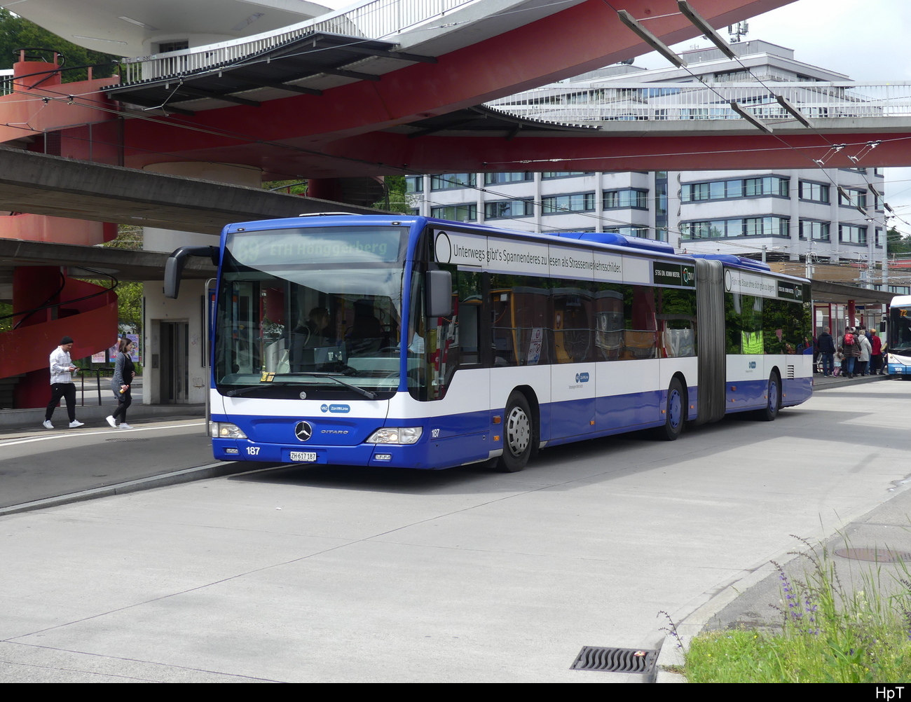 VBZ - Mercedes Citaro  Nr.187 ( ex VZO ) unterwegs auf der Linie 69 in Zürich am 13.05.2023