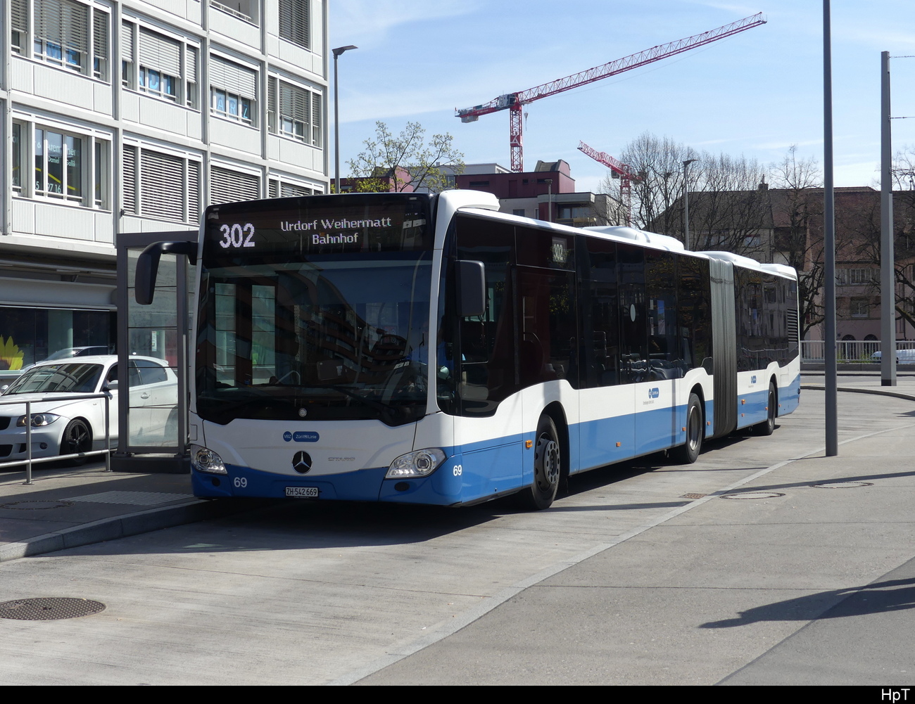 VBZ - Mercedes Citaro Nr.69  ZH 542669 unterwegs auf der Linie 302 in Schlieren am 10.04.2023