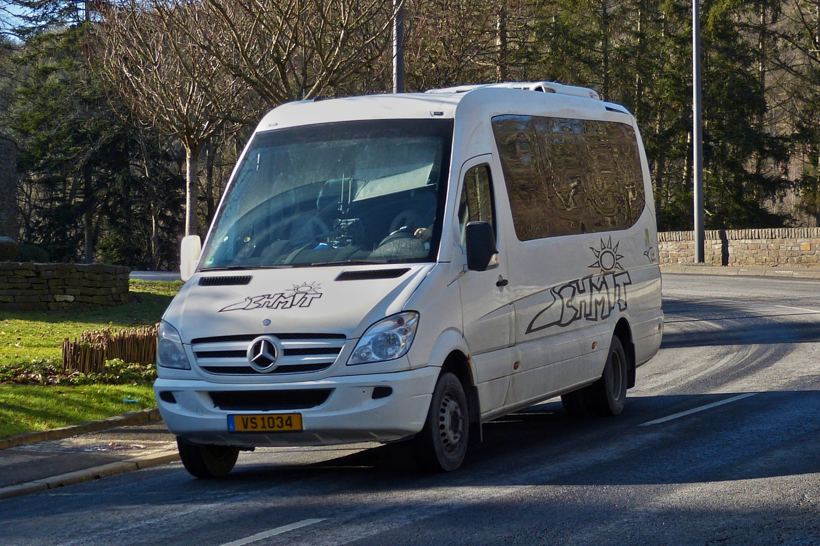 VS 1034, Mercedes Benz Sprinter von Busreisen Schmit, aufgenommen in Clervaux. 02.2023