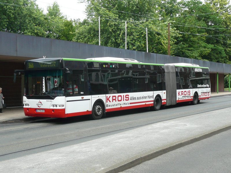 03.06.09,NEOPLAN der BOGESTRA Nr.0066 in Wanne Eickel.