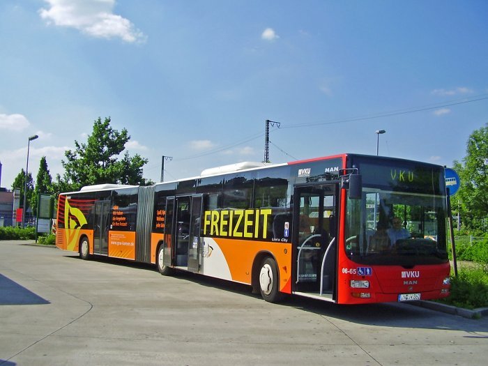 0665 am unna bahnhof Busbild.de