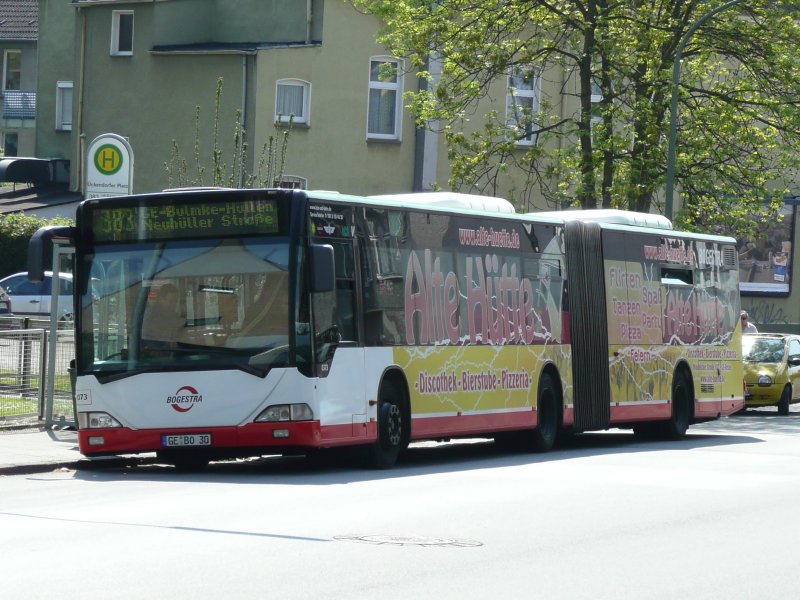 06.05.08,MB-Citaro der Bogestra als Linie 383 in Gelsenkirchen-ckendorf an der Haltestelle ckendorfer Platz.