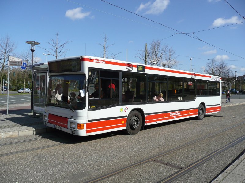 12.04.08,MAN der BOGESTRA,Wagen 9309,Baujahr 93,Wanne Eickel Hbf.Die beiden ersten Zahlen der Wagennummer geben bei der BOGESTRA das Baujahr an-----Wagen 9309 gleich Baujahr 93 !Dieser Bus luft als Schienenersatzverkehr fr die Tramlinie 306 von Wanne Eickel nach Bochum.