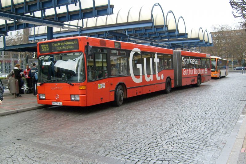 14.03.08,MB der BOGESTRA Nr.9668,Busbahnhof Bochum Hbf,Werbung fr die Sparkasse Bochum.