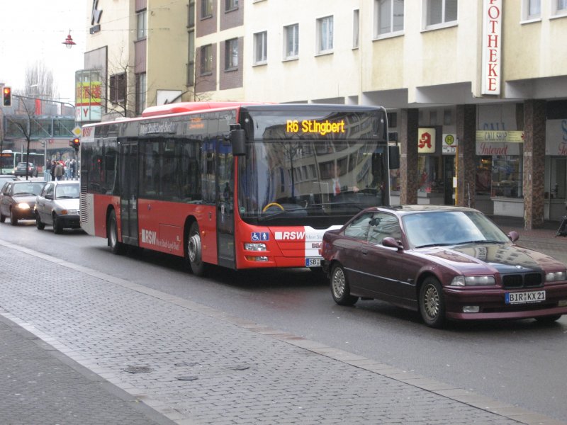 19.12.2008: SB-RV 174 auf der R6 Richtung St. Ingbert. Das Fahrzeug ist eines mit neuem Common-Rail Motor und ist normalerweise in Homburg ttig.