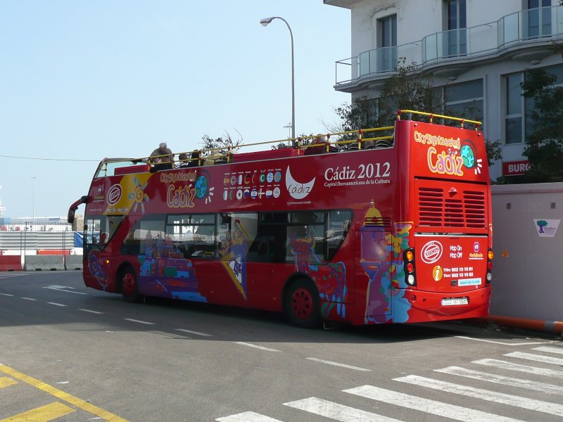 24.02.09,Touristenbus in Cdiz.