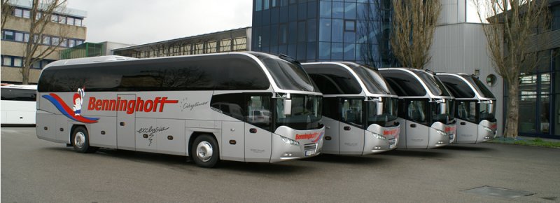 4 neue Cityliner fr Benninghoff Reisen bei der Auslieferung im Neoplan Werk in Pilsting