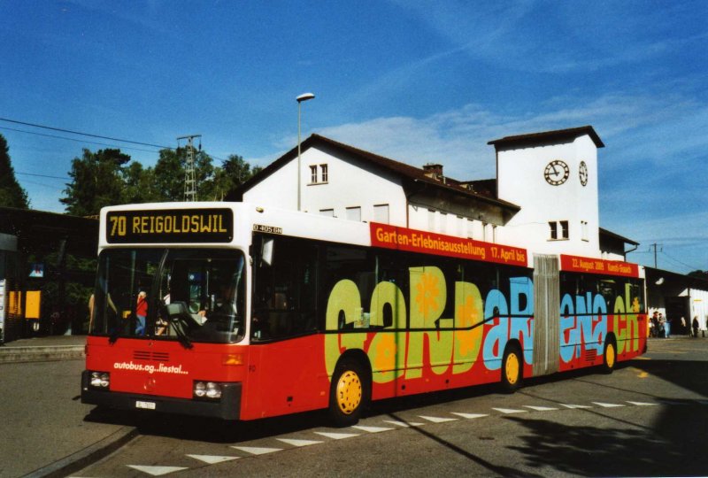 AAGL Liestal Nr. 90/BL 7603 Mercedes O 405GN am 8. Juni 2009 Liestal, Bahnhof (mit Vollwerbung fr die  Gardarena )