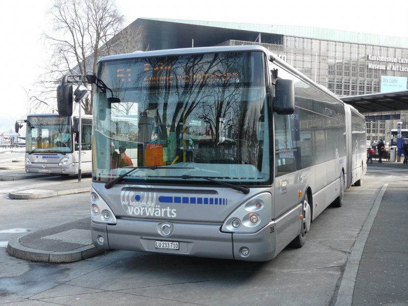AAGR - IVECO-IRISBUS Nr.38  LU 233710 unterwegs in Luzern am 15.02.2009