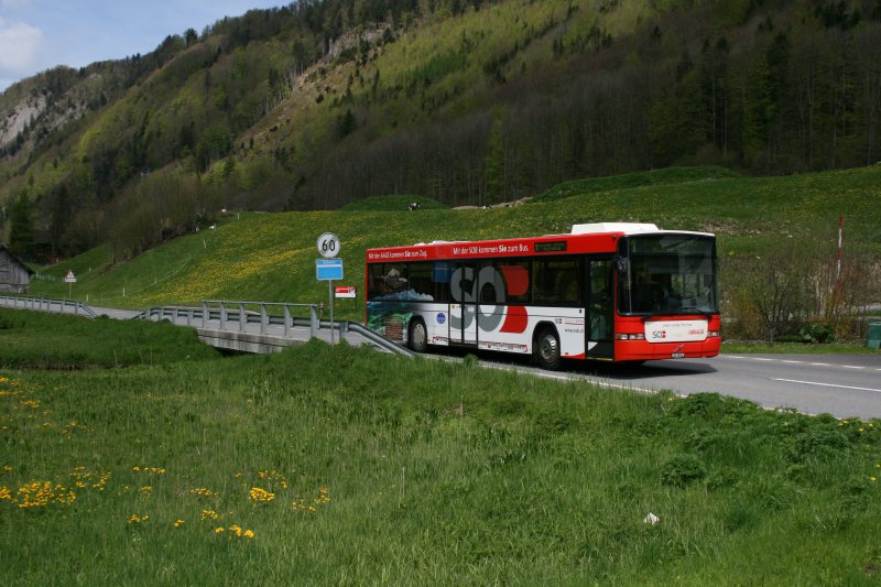 AAGS, Schwyz, Nr 11 (SZ 5'811, Volvo/Hess B10BLE, 2001) am 2.5.2008 zwischen Schlattli und Ried (Muotathal). 