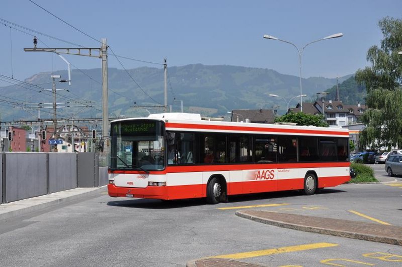 AAGS, Schwyz SZ 5003 Volvo/Hess am 23. Mai 2009 beim Bahnhof Schwyz.