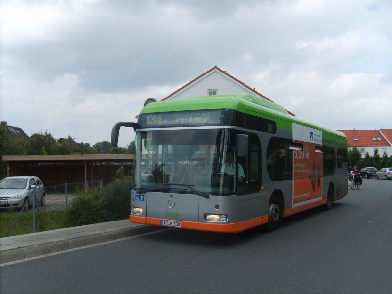 Am 13.7.07 steht ein O530 CNG an der Haltestelle Hltjebaumstrae