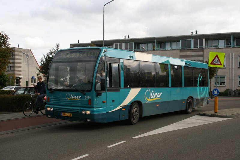 Arriva Nr. 2194 (BF-LG-44, Den Oudsten (?) ) am 8.10.2008 in Ablasserdam.