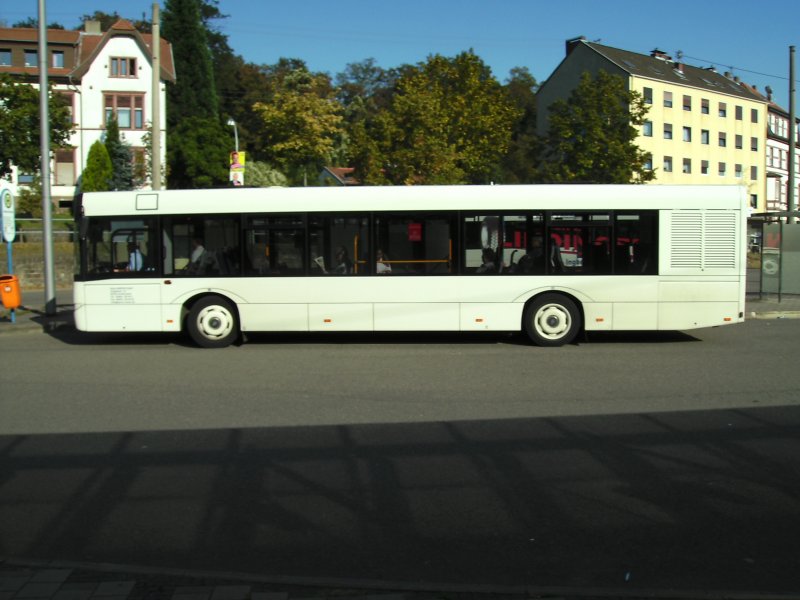Auf diesem Foto ist ein Solaris Urbino der Firma Baron Reisen zu sehen. Der Bus fhrt im Auftrag von Saarbahn und Bus die Linie 130.