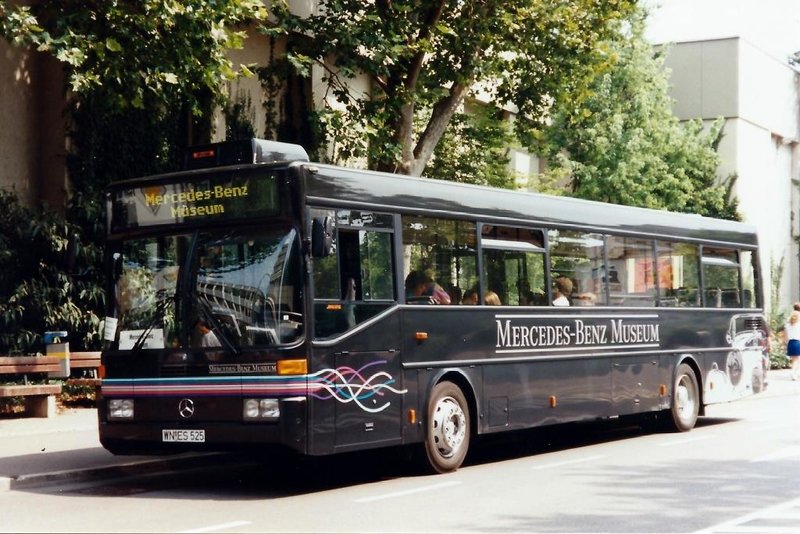 Aus Dem Archiv Der 80 Er Und 90 Er Jahre Mercedes O 405 Mercedes Benz Museum Stuttgart Bus Bild De