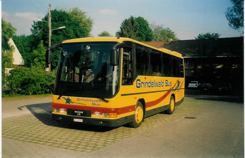 Aus dem Archiv: AVG Grindelwald Nr. 27/BE 345'856 MAN am 28. Mai 1997 Thun, Scherzligen