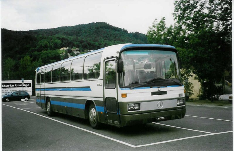 Aus dem Archiv: Schweizer Armee M+79'557 Mercedes am 18. Juni 1998 Thun, Seestrasse