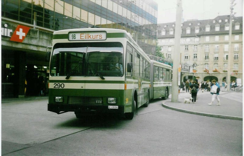 Aus dem Archiv: SVB Bern Nr. 290/BE 419'290 Volvo/R&J-Hess-Gangloff am 22. September 1997 Bern, Bahnhof