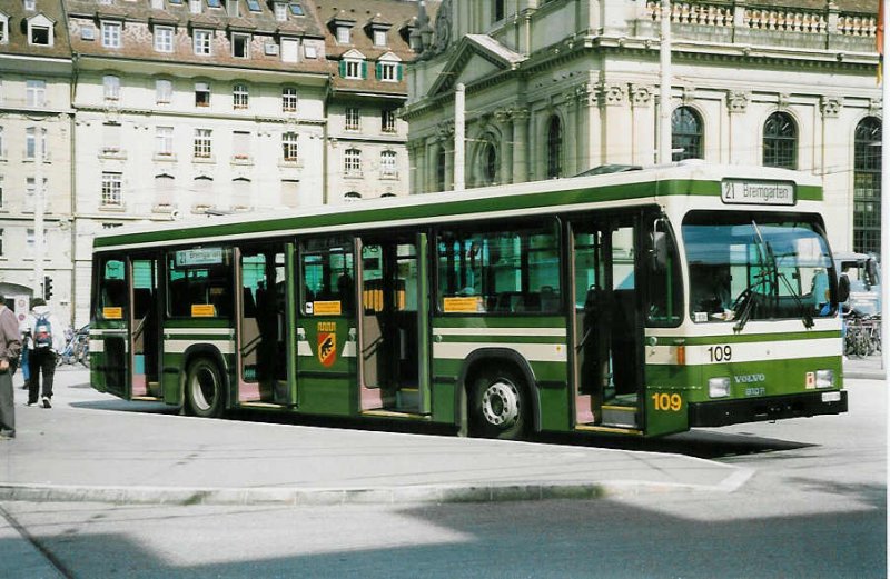 Aus dem Archiv: SVB Bern Nr. 109/BE 500'109 Volvo/R&J am 8. Juni 1998 Bern, Bahnhof