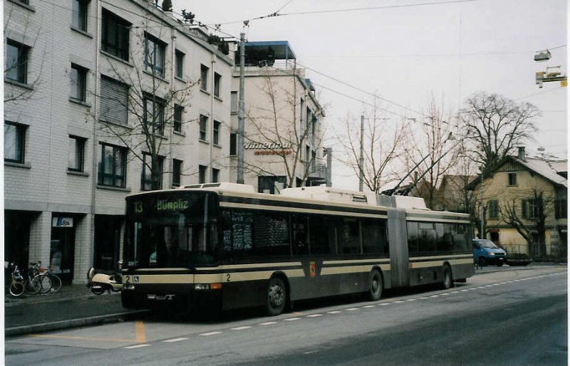 Aus dem Archiv: SVB Bern Nr. 2 NAW/Hess Gelenktrolleybus am 8. Februar 1999 Bern, Bachmtteli