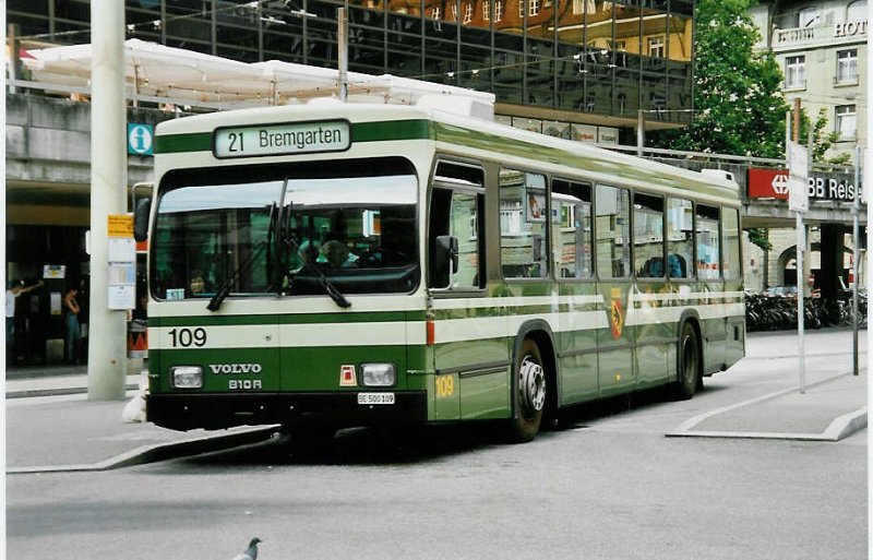 Aus dem Archiv: SVB Bern Nr. 109/BE 500'109 Volvo/R&J am 9. August 1999 Bern, Bahnhof